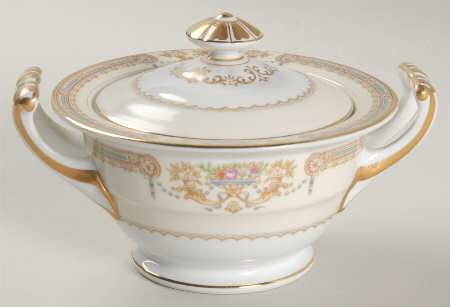 Sonoda Sugar Bowl & Lid