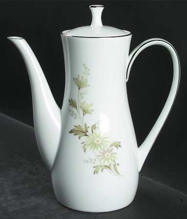 Soroya Coffee Pot & Lid
