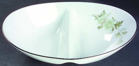 Soroya 10" Oval Divided Vegetable Bowl