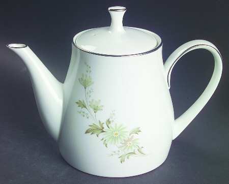 Soroya Teapot & Lid