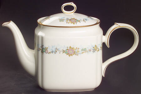 Southgate Teapot & Lid