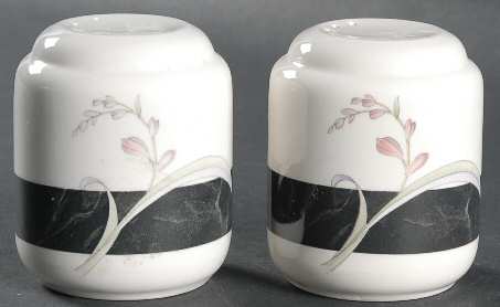 Southwood Salt & Pepper Set