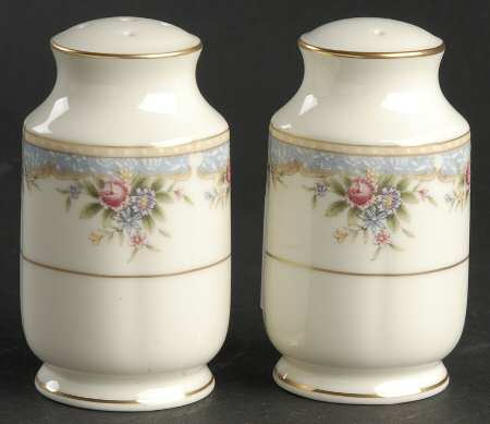 Southhaven Salt & Pepper Set