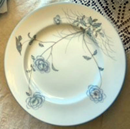 Spring Breeze Dinner Plate