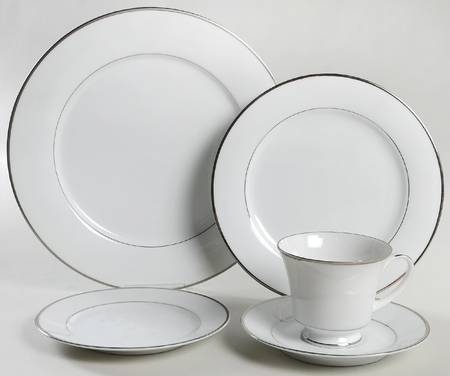 Spectrum (Platinum Rings) 40 Piece Estate Set