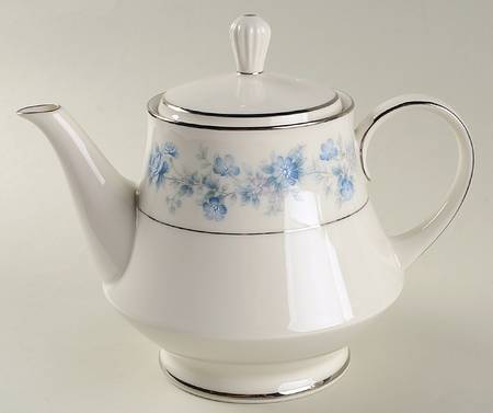 Splendor Teapot & Lid