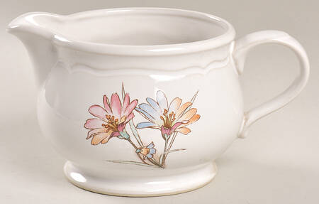 Springlike Gravy Boat