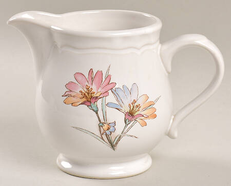 Springlike Creamer