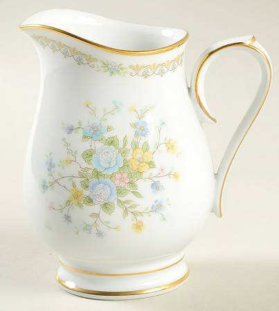 Springlow Creamer