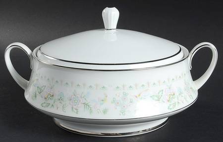 Spring Song Round Covered Vegetable
