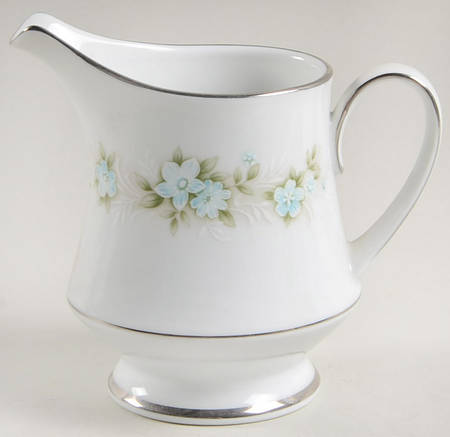 Spring Valley Creamer