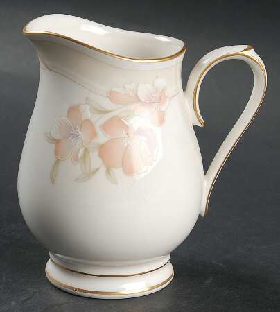 Spring Venture Creamer