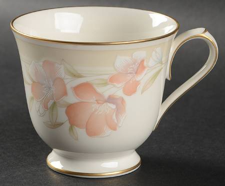 Spring Venture Footed Cup