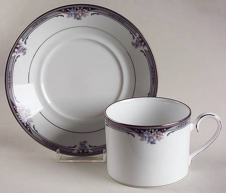 Flat Cup & Saucer Set