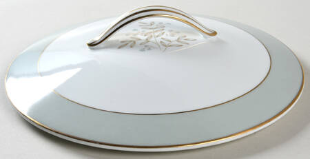 Stafford Lid for Round Vegetable