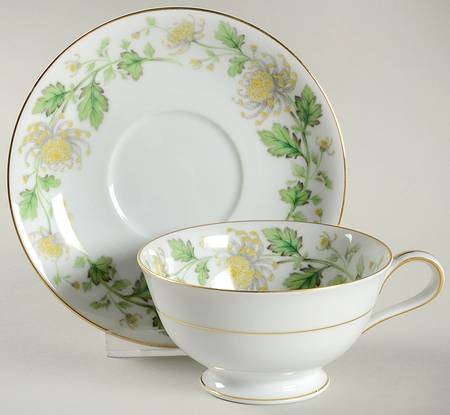 Stanford Footed Cup & Saucer Set