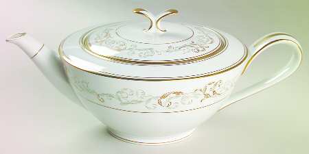 Stanwyck Teapot & Lid