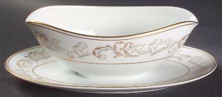 Stanwyck Gravy Boat with Attached Underplate