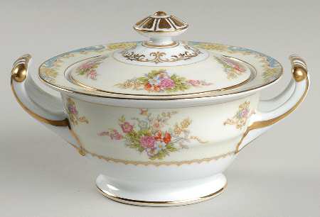 Stanwyck Sugar Bowl & Lid