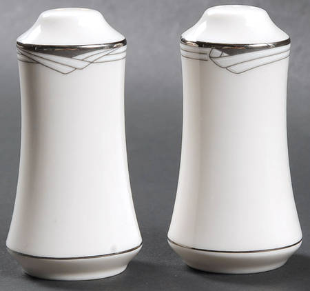 Sterling Cove Salt & Pepper Set