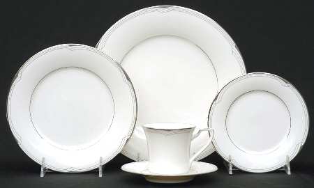 Sterling Cove 5 Piece Place Setting