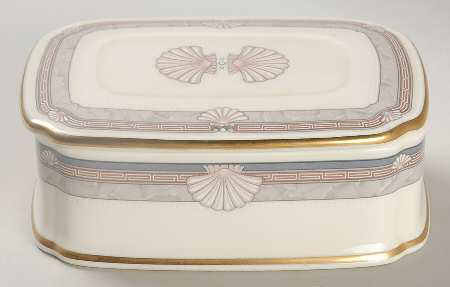 Stanford Court Rectangular Box with Lid