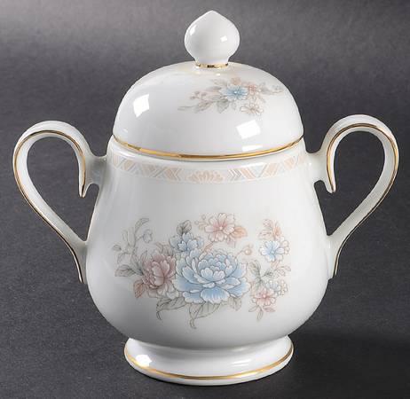 Stockbridge Sugar Bowl & Lid