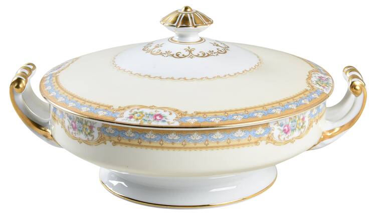 Stratford Round Covered Vegetable