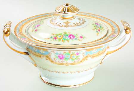 Stratford Sugar Bowl & Lid