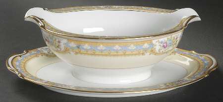 Stratford Gravy Boat with Attached Underplate