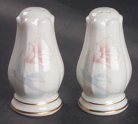 Susan Anne Salt & Pepper Set