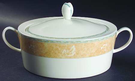 Summer Gold Oval Covered Vegetable