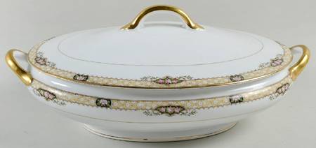 Sultana Oval Covered Vegetable