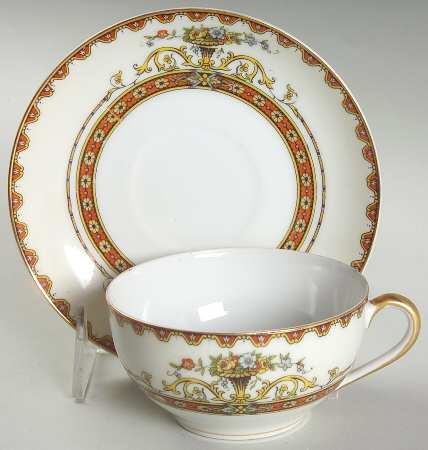 Superba Flat Cup & Saucer Set