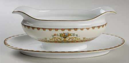 Superba Gravy Boat with Attached Underplate
