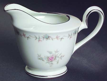 Susanna Mini Creamer