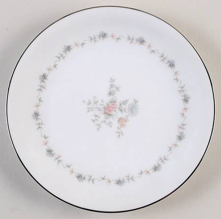 Susanna Salad Plate