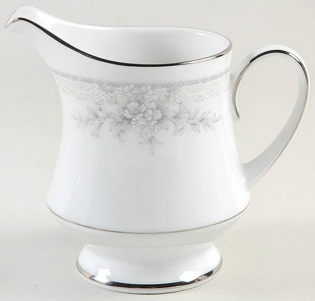 Sweet Leilani Creamer