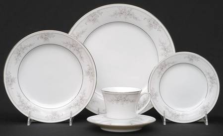 Sweet Leilani 40 Piece Set