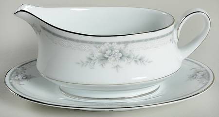 Sweet Leilani Gravy Boat & Underplate (Relish/Butter)