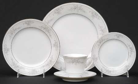 Sweet Leilani 5 Piece Place Setting