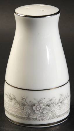 Sweet Leilani Pepper Shaker