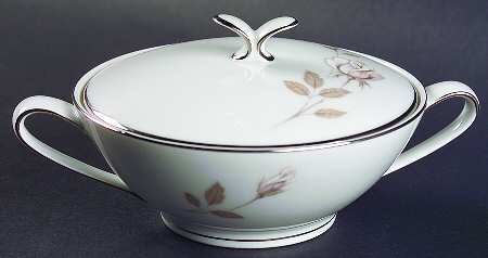 Sweet Talk Sugar Bowl & Lid