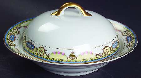 Sylvania Round Covered Butter