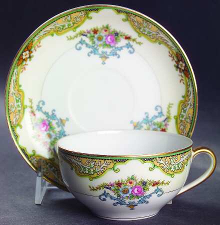 Sylvesta Flat Cup & Saucer Set