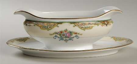 Sylvesta Gravy Boat with Attached Underplate