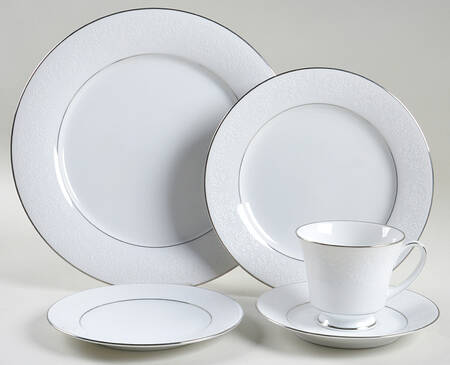 Tahoe 40 Piece Estate Set