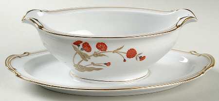 Tamara Gravy Boat with Attached Underplate