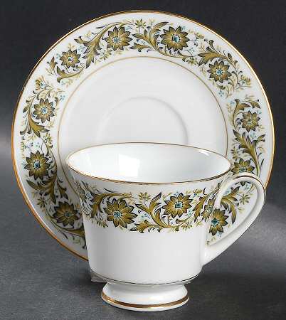 Tarantella Footed Cup & Saucer Set