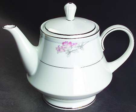 Tarkington Teapot & Lid